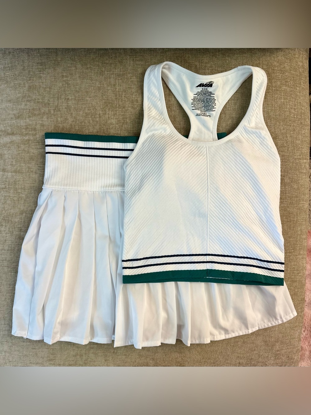 Avia 2 Piece Tennis Set White & Green Tank Top And Skirt Size Small (4-6)